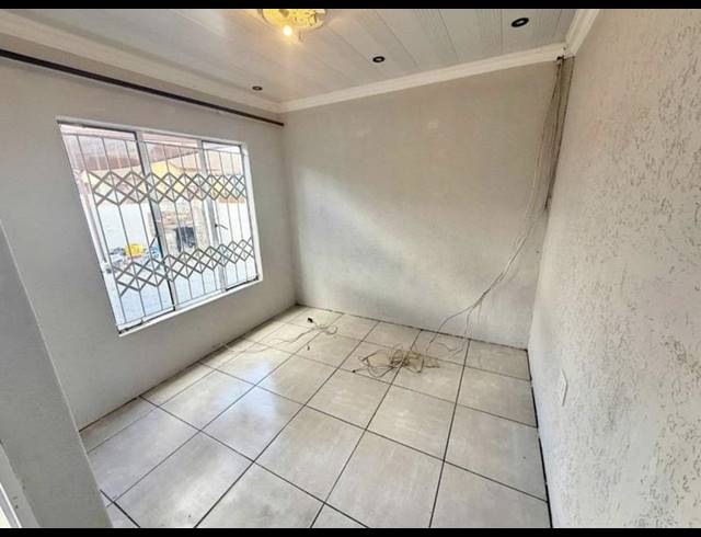 3 BEDROOM HOUSE FOR SALE IN SOSHANGUVE VV